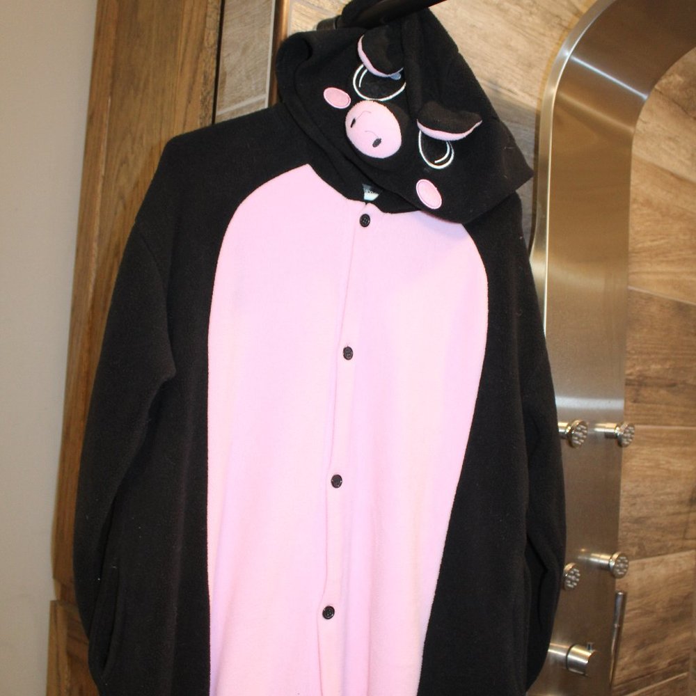 Cosplay Costume - Black and Pink Pig
